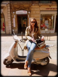 Toulouse Street Style Smart Preppy chic