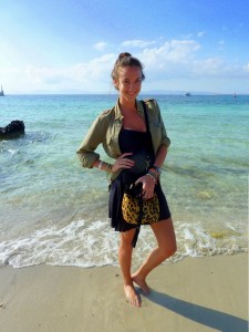Ibiza street style glamour beach chic fashion sand sunshine