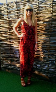 Ibiza street style glamour beach chic fashion