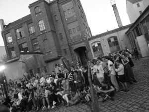 Berlin fashion week street style city wood show