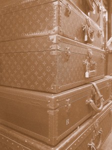 Paris Shopping, Clignancourt Market vintage shopping louis vuitton luggage