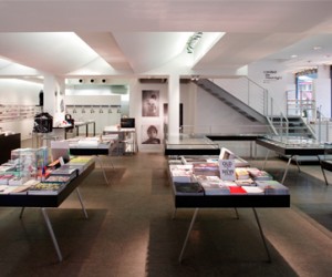 Paris Shopping, Rue St Honore and the Palais Royale street style interior