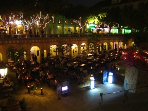 singapore night eating dinner food