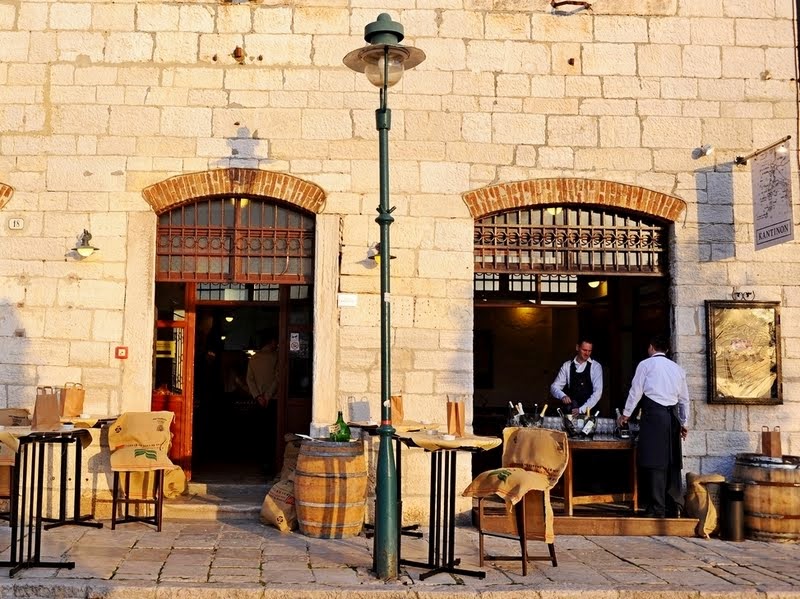 Croatia Rovinj Eating and Drinking