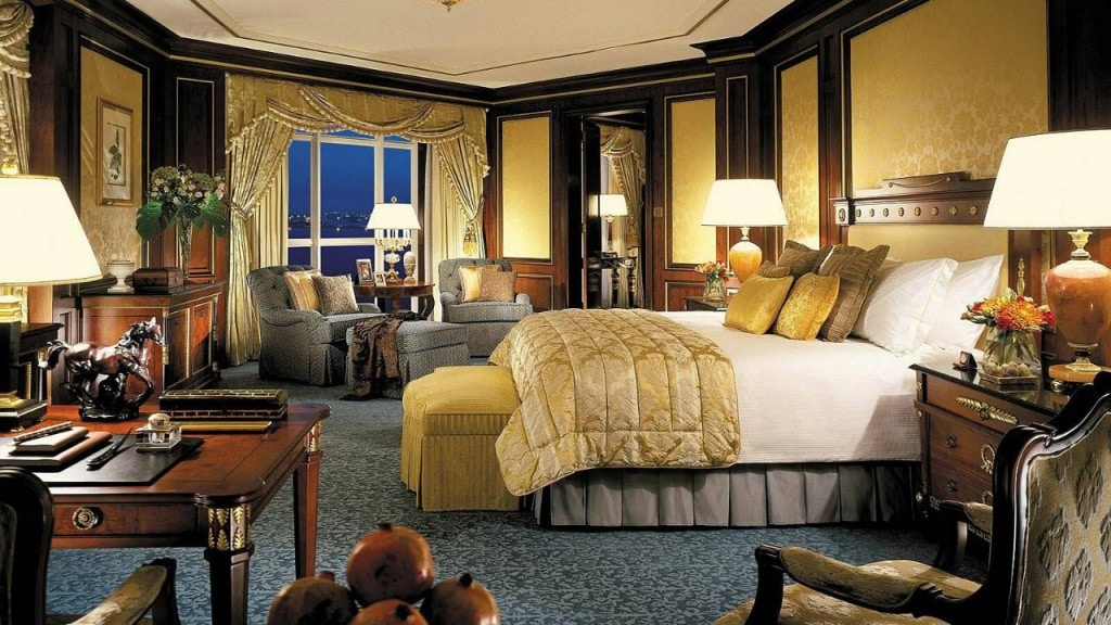 Four Seasons Doha suite