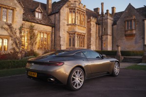 Aston martin DB11 Roadtrip for the weekend