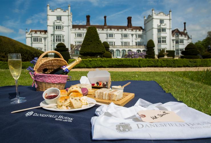 afternoon tea picnic danesfield house