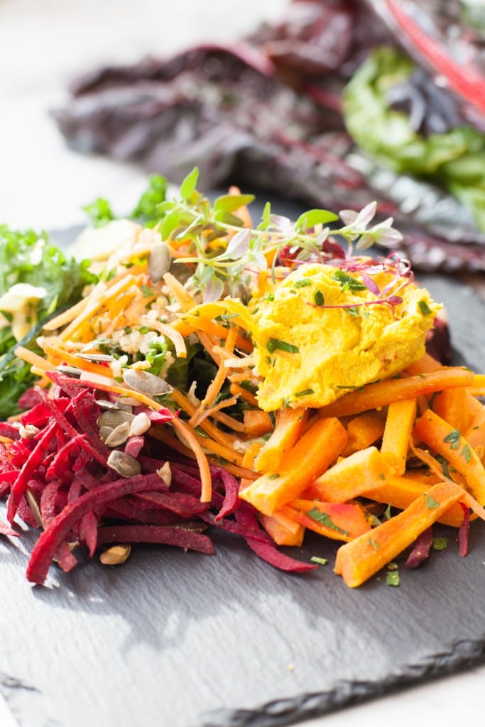 Cru 8 Rainbow salad detox