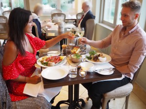 The Victoria Inn Holkham Norfolk dinner style traveller