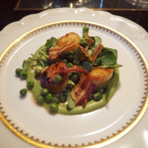 Kate-moss-interiors-Lakes-by-yoo-chef-supper