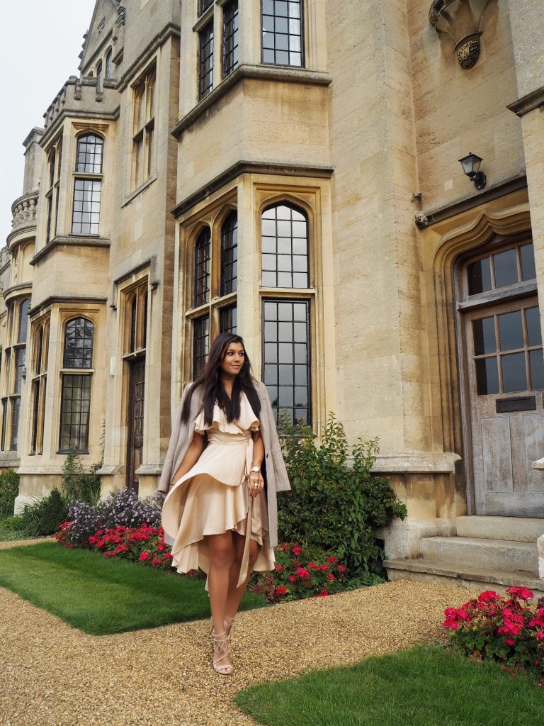 Bonnie-Rakhit-Style-traveller-oxford-watches-zimmerman