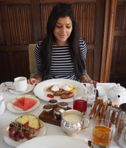 Breakfast-at-Rushton-Hall.