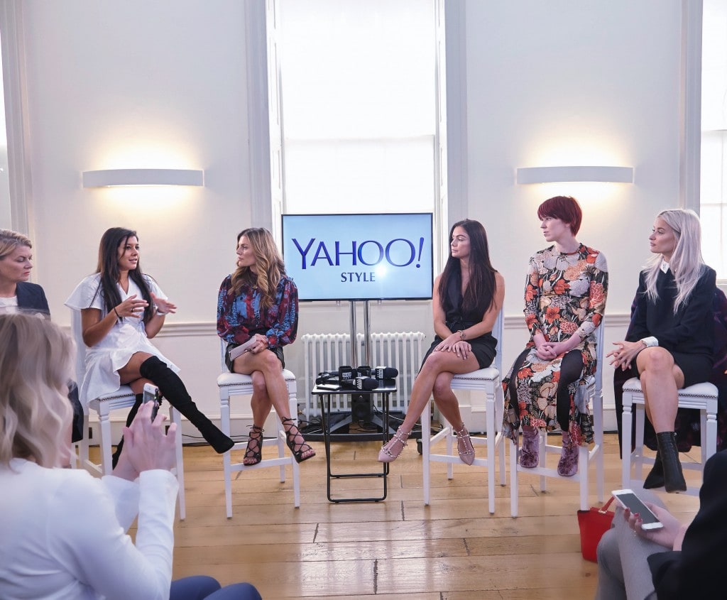 Yahoo style lounge panel discussion debate