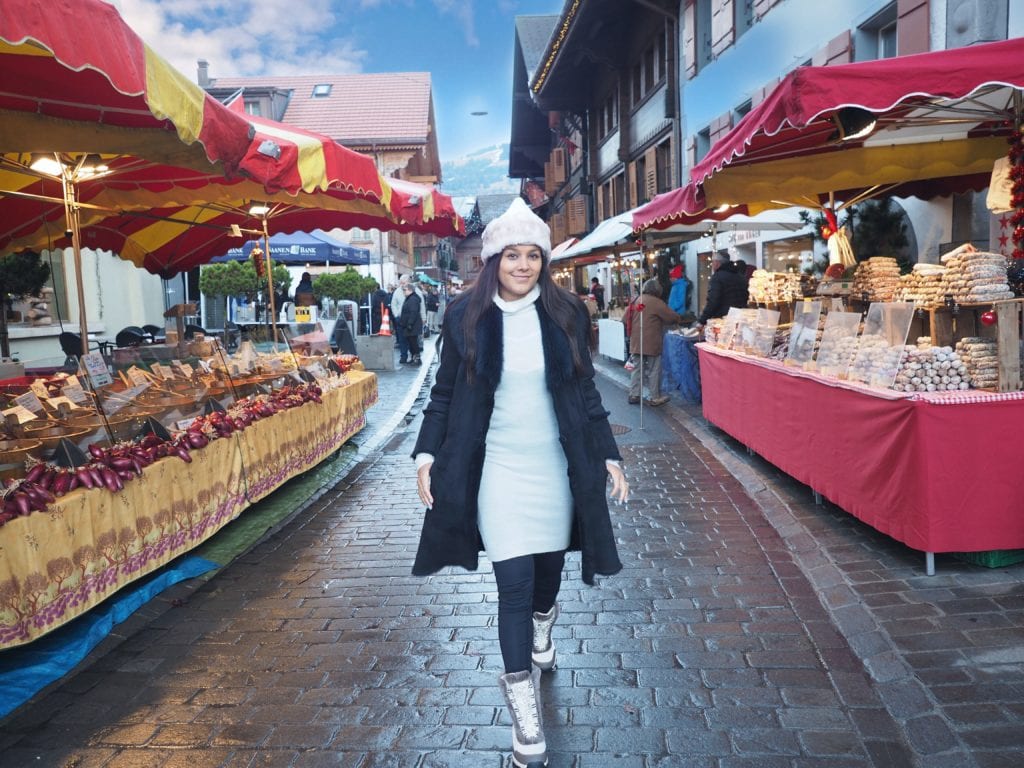 Bonnie Rakhit style traveller, family ski holiday xmas market