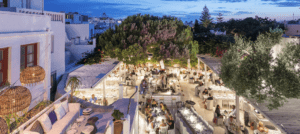 Interni Mykonos - 5 Best Stylish Nights Out and Beach Clubs dancing