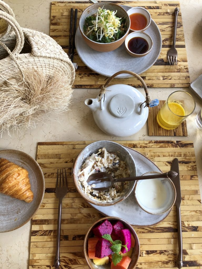 Where to eat siem reap cambodia avani breakfast