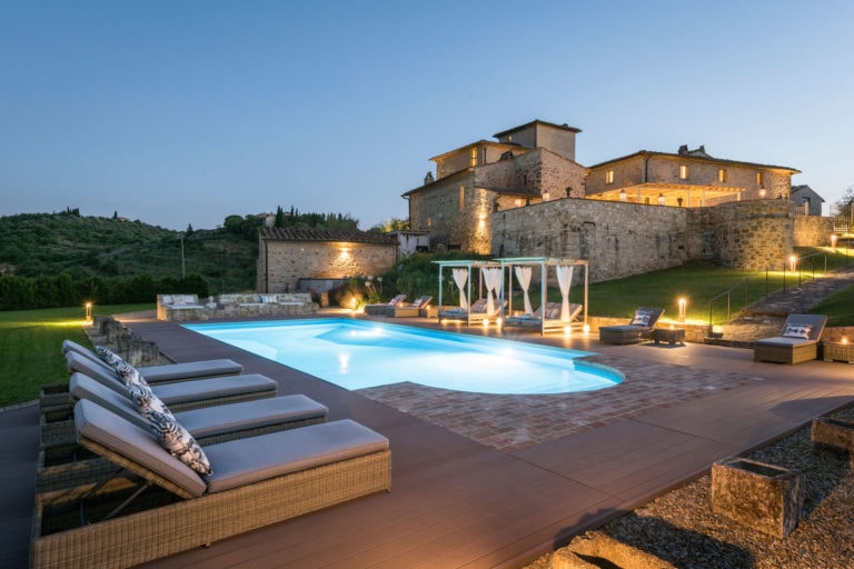 dimora-di-vitigliano-luxury-large-villa-vacation-tuscany-swimming pool acular & Unique Villa Rentals in Italy