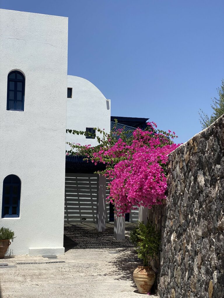 Vedema hotel Santorini celebrity hotels greece