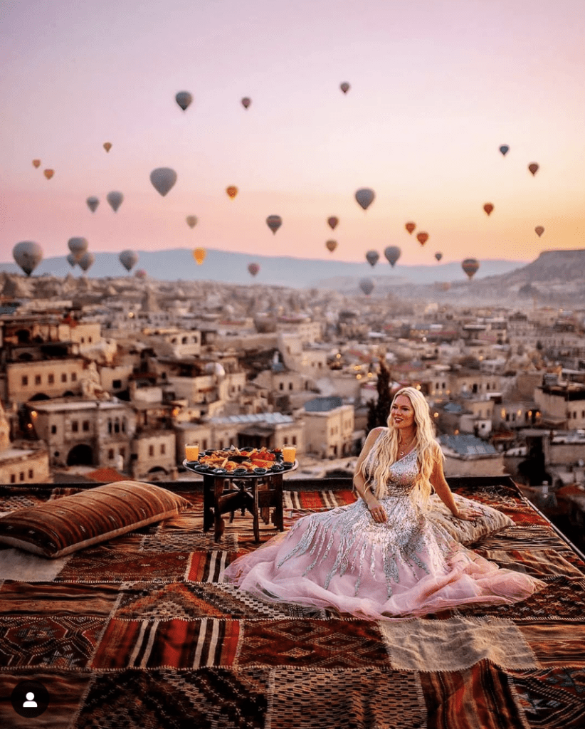 Colors of Sam looking stunning in Cappadocia turkey @colorsofsam instagram